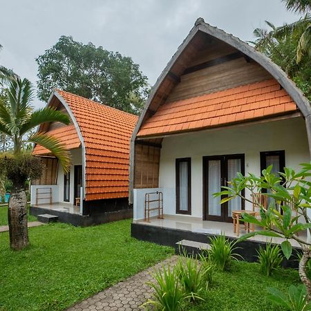 Bintang Bungalow Sakti Exterior photo