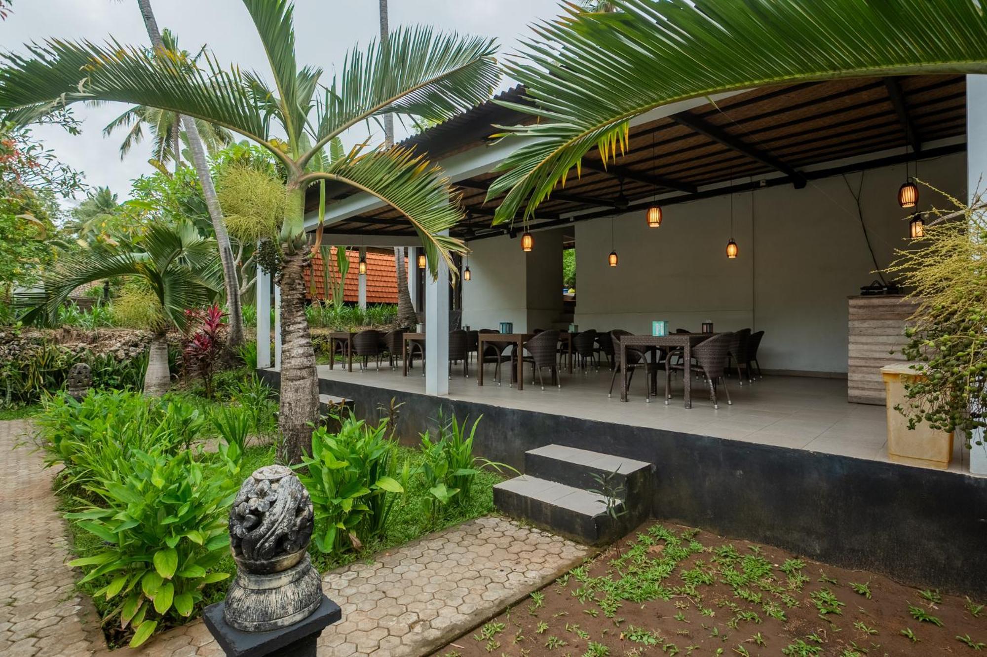 Bintang Bungalow Sakti Exterior photo